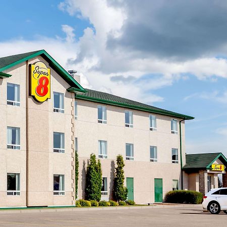 Super 8 By Wyndham Prince Albert Kültér fotó